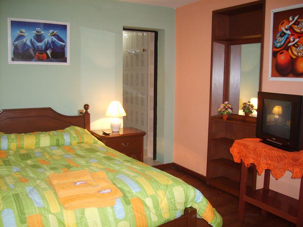 Momema Inn ลาปาซ ภายนอก รูปภาพ