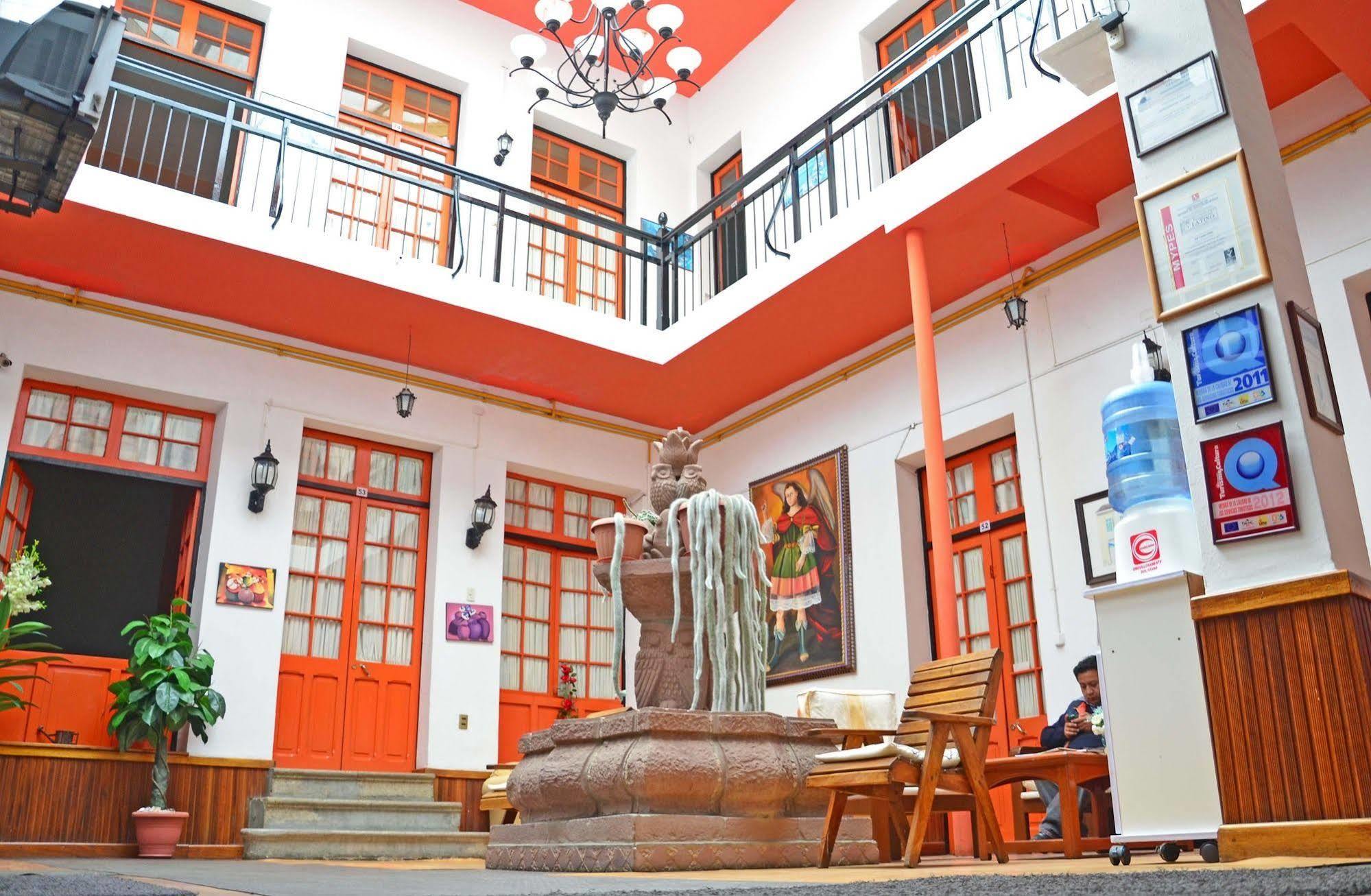 Momema Inn ลาปาซ ภายนอก รูปภาพ