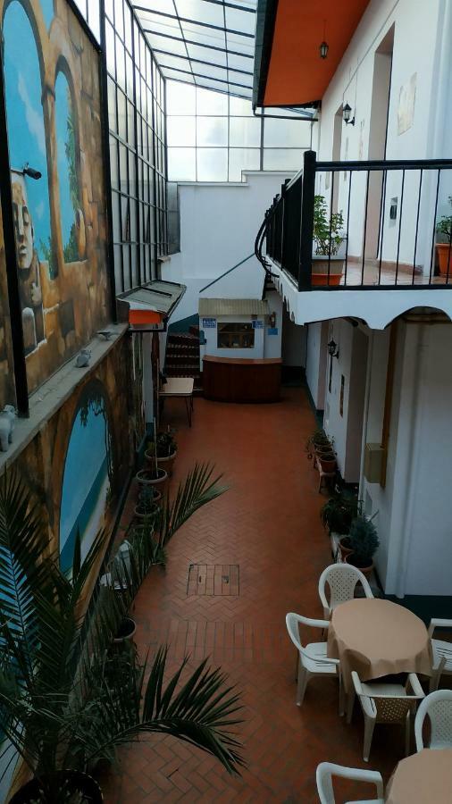 Momema Inn ลาปาซ ภายนอก รูปภาพ